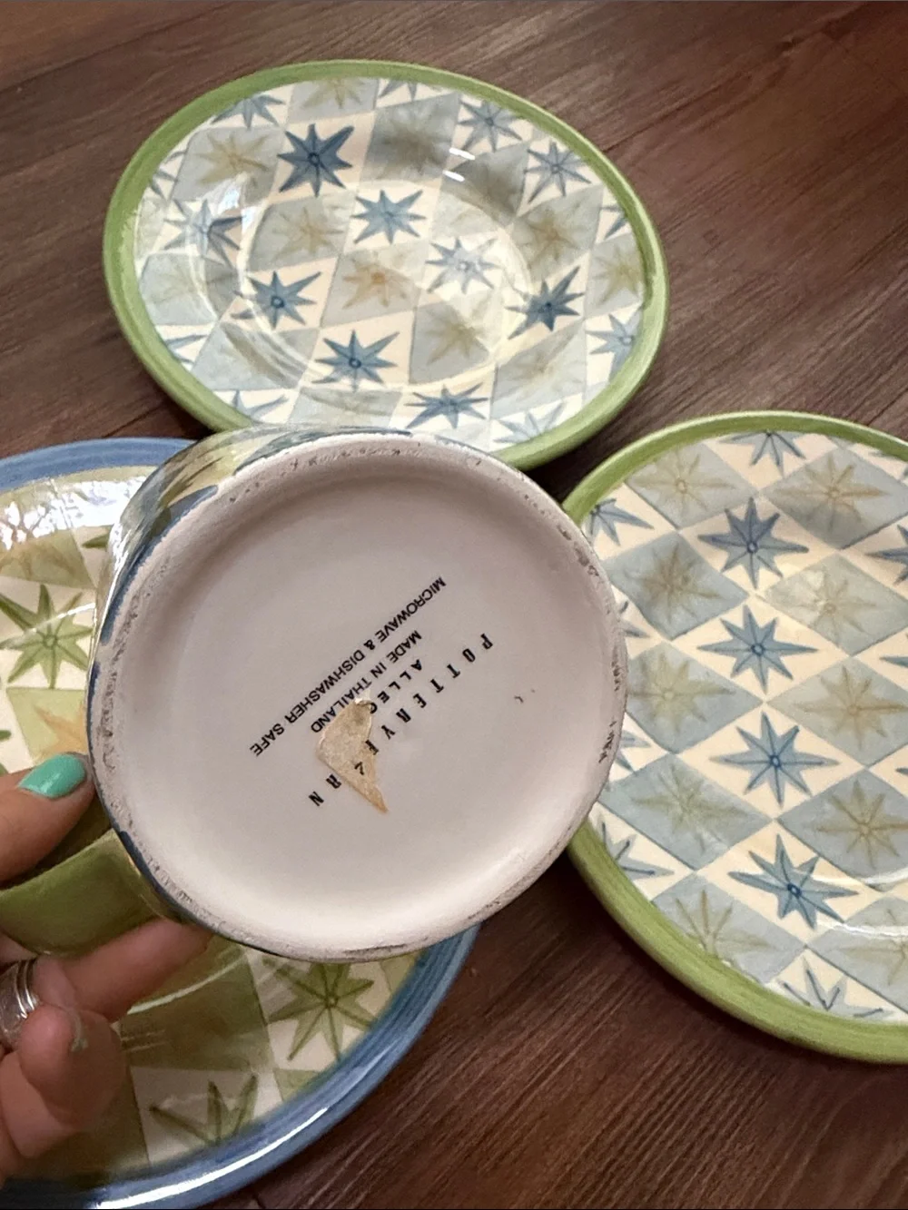 POTTERY BARN Allegra 3 salad plates and 1 mug!EXCELLENT